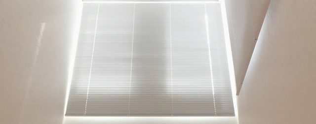 電動ブラインド,セレーノ,ニチベイ,吹き抜け窓,新築